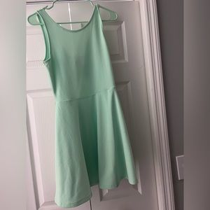 Super cute casual dress from H&M!